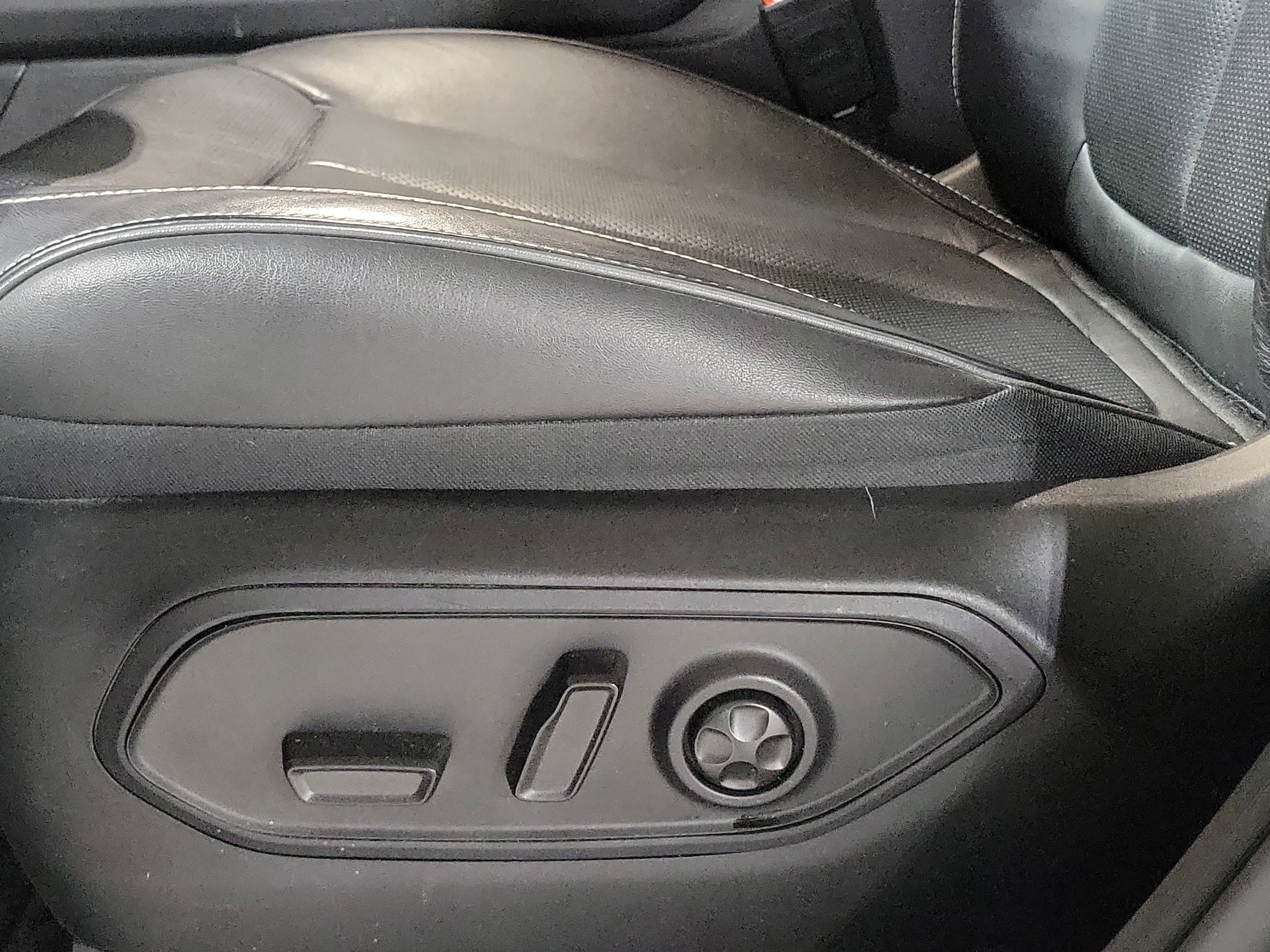 Used 2023 Jeep Grand Cherokee L Overland image 26