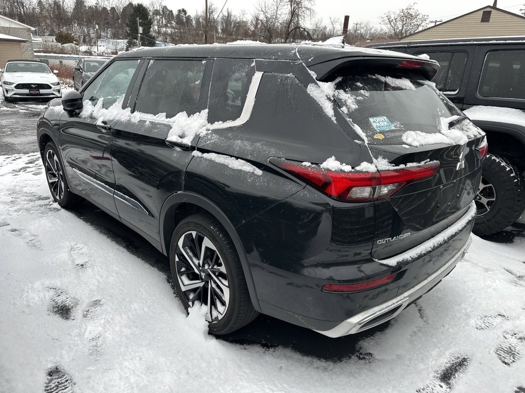 Used 2024 Mitsubishi Outlander SE image 5