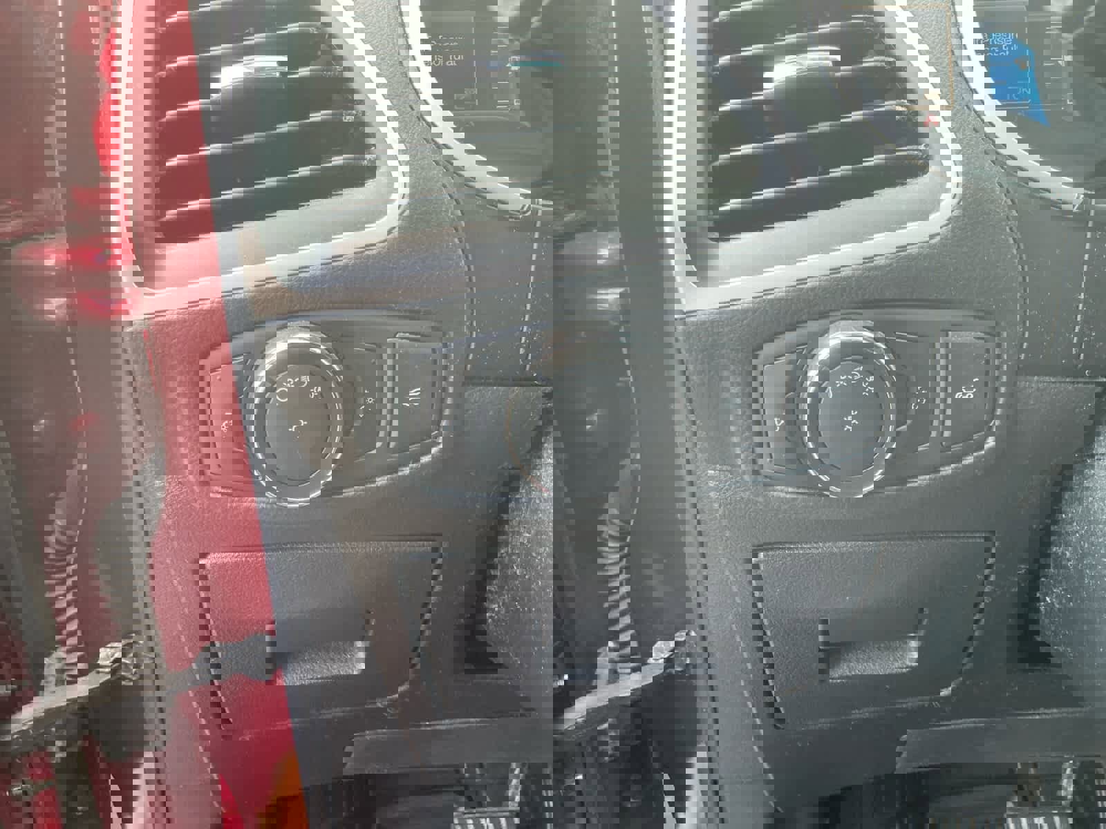 Used 2016 Ford Edge SEL w/ Equipment Group 201A image 21