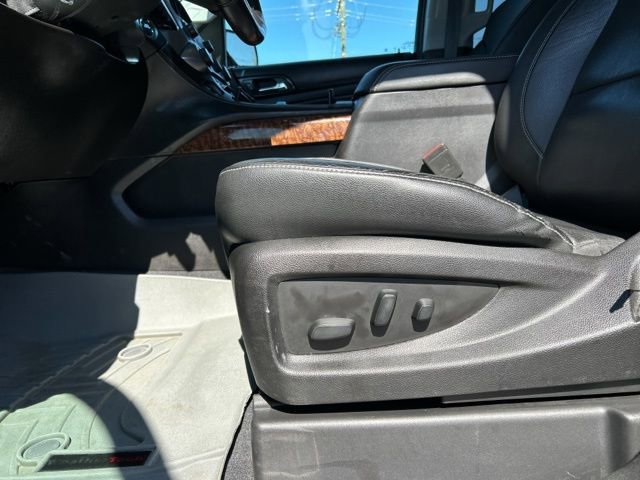 Used 2019 Chevrolet Tahoe Premier AWD/4WD image 38