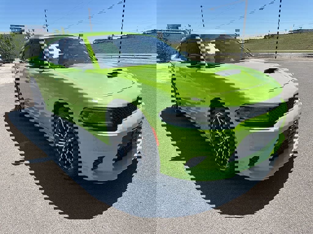 Used 2023 Dodge Charger R/T w/ Harman/Kardon Audio Group image 3