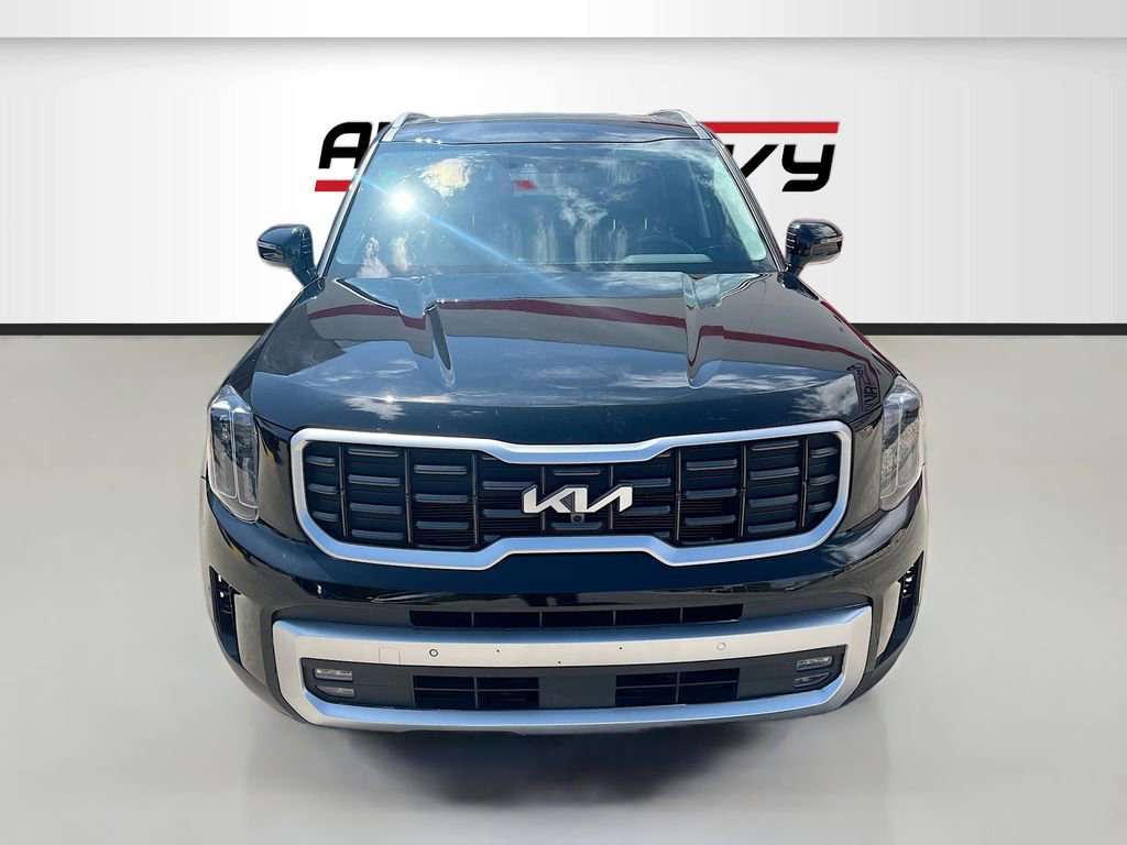 Used 2023 Kia Telluride SX AWD/4WD image 2