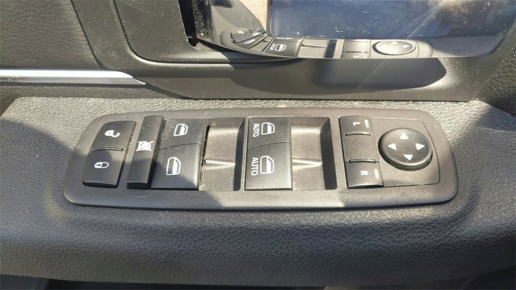 Used 2024 RAM 1500 Classic Warlock image 16