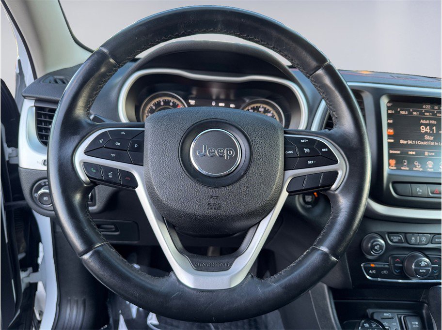 Used 2018 Jeep Cherokee Trailhawk w/ Trailer Tow Group image 13