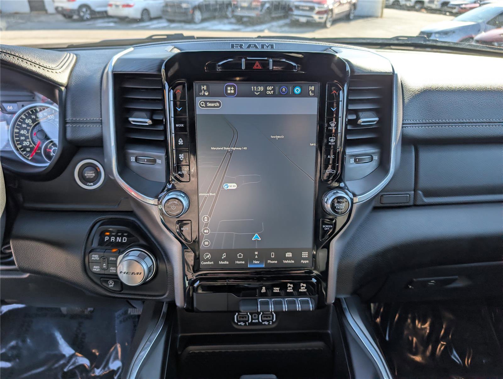 Used 2023 RAM 1500 Laramie image 19