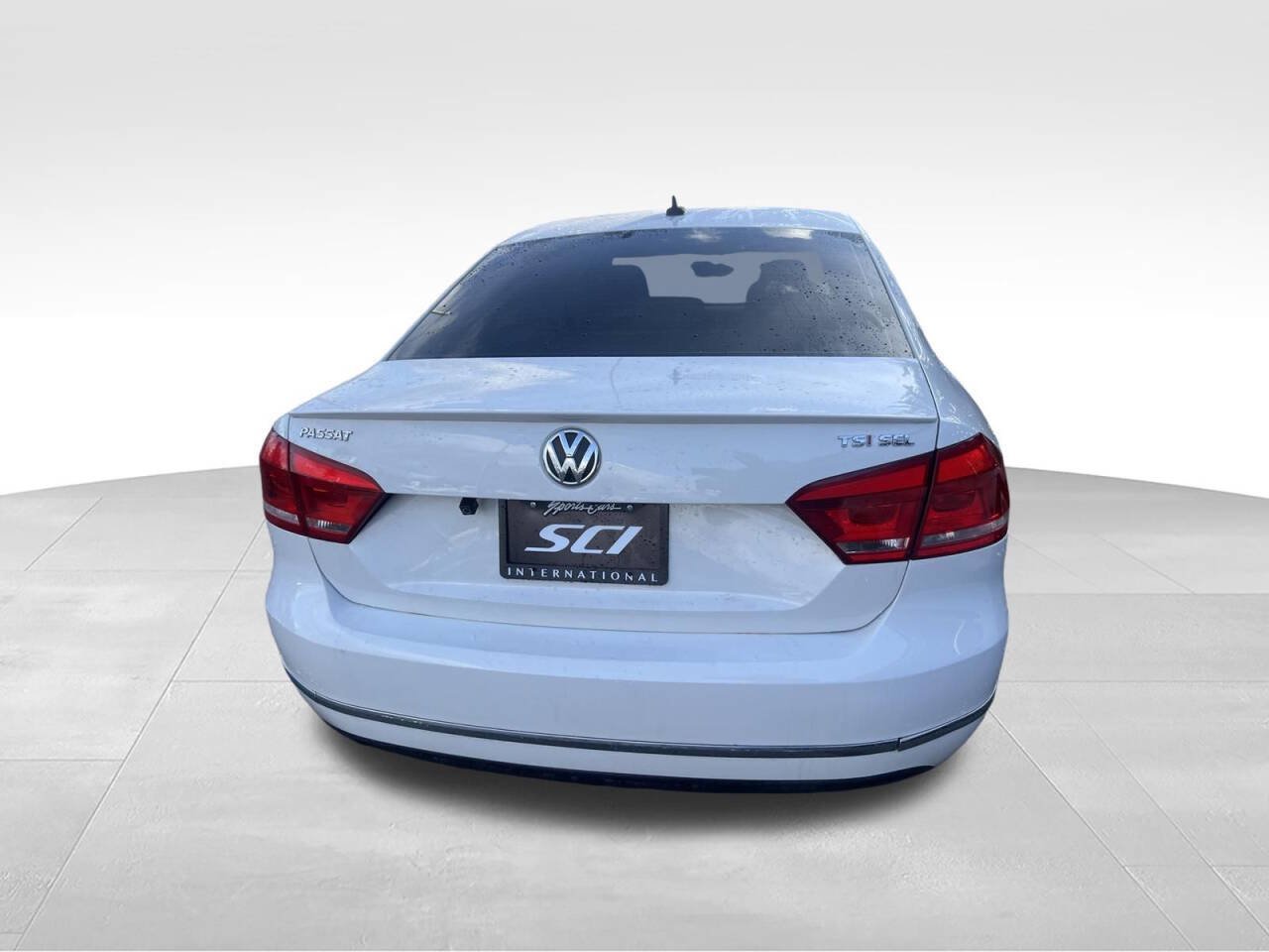 Used 2014 Volkswagen Passat 1.8T SEL Premium FWD image 6