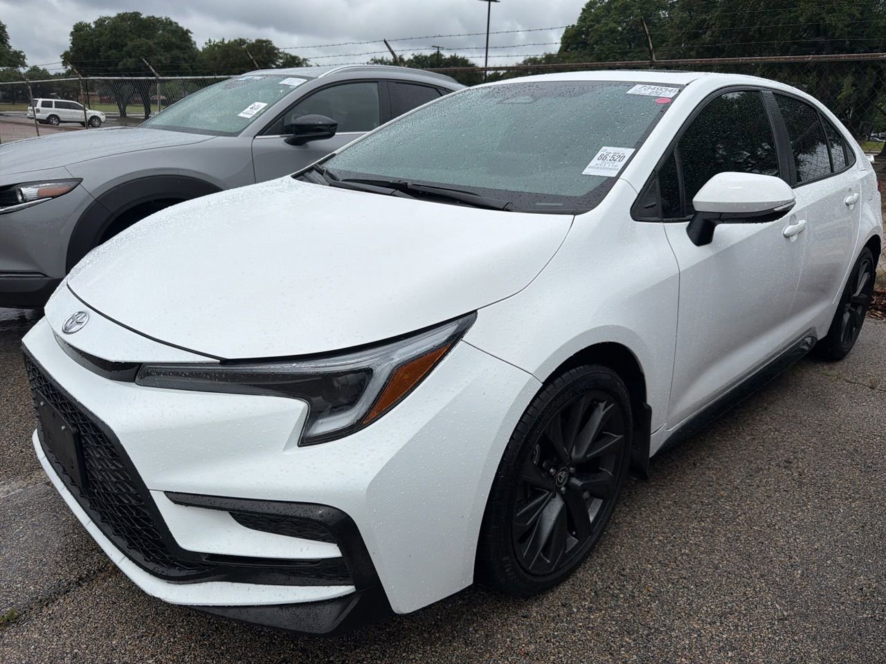 Used 2025 Toyota Corolla SE w/ SE Premium Package FWD video 1