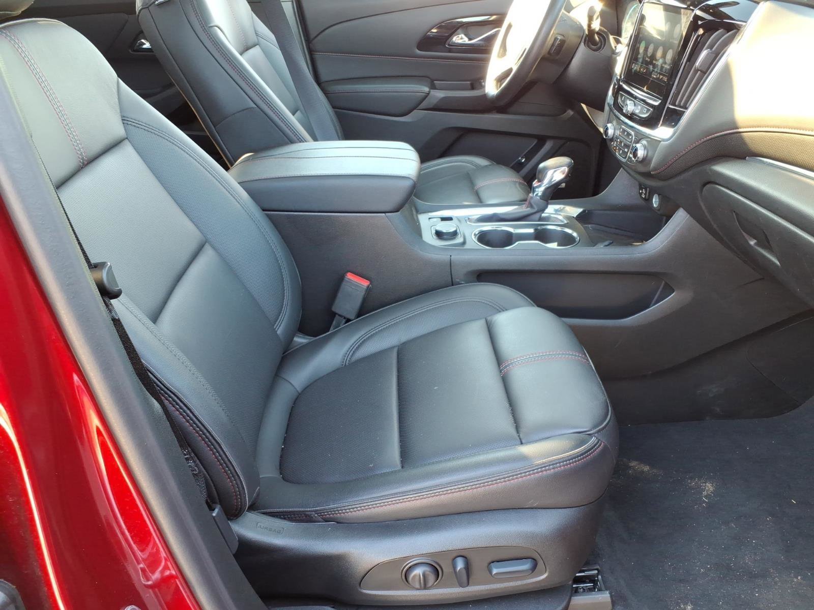 Used 2023 Chevrolet Traverse RS AWD/4WD image 6