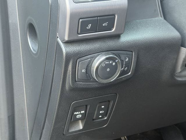 Used 2021 Ford Expedition Platinum AWD/4WD image 27