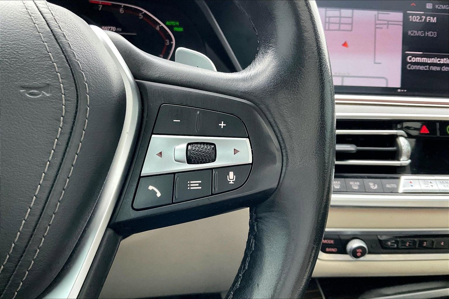 Used 2020 BMW X5 xDrive40i w/ Premium Package image 11