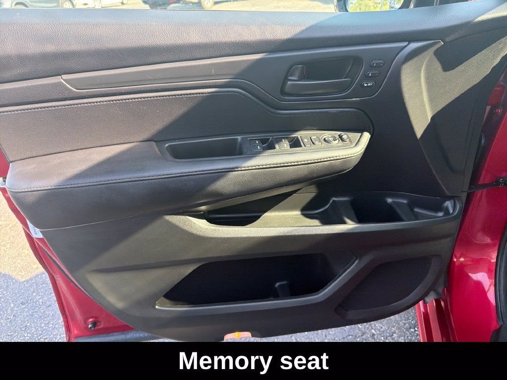 Used 2025 Honda Odyssey Sport-L image 11