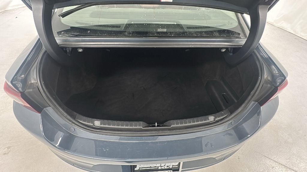 Used 2022 MAZDA MAZDA3 s image 15