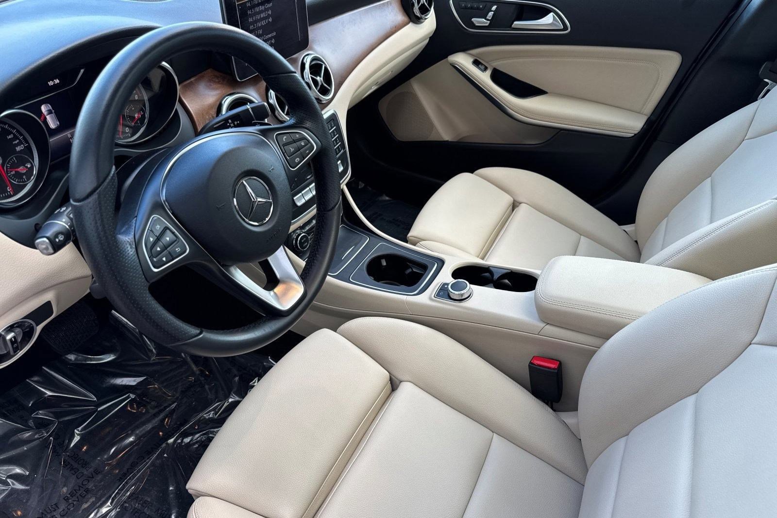 Certified 2018 Mercedes-Benz GLA 250 4MATIC image 4