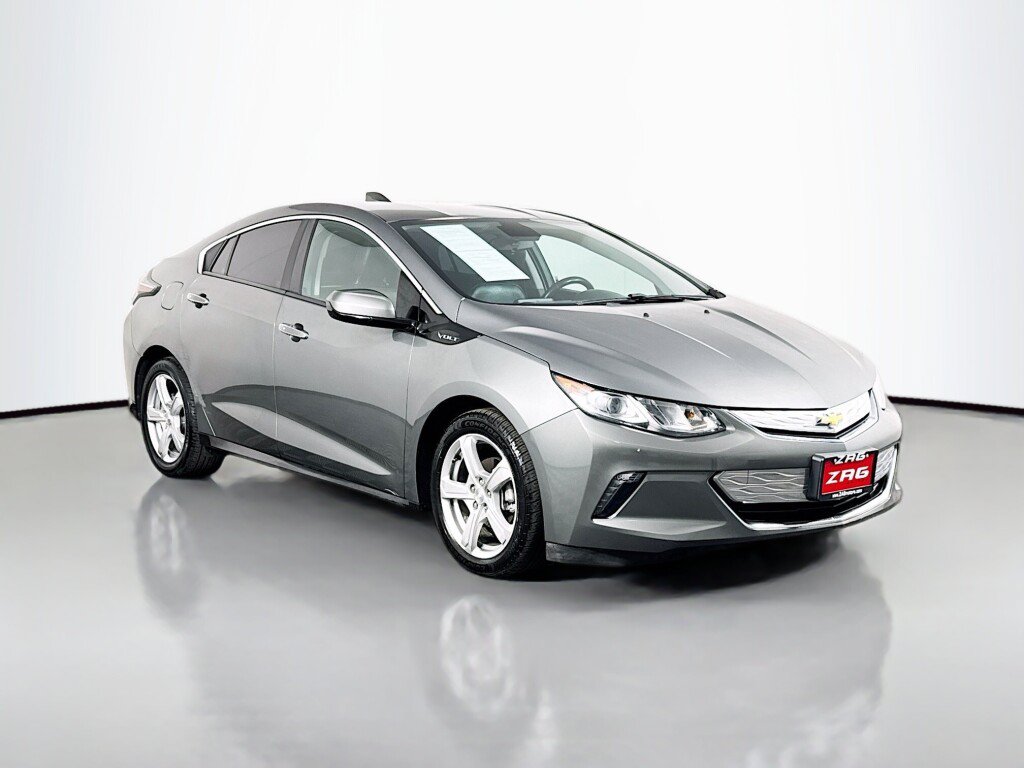 Used 2017 Chevrolet Volt LT w/ Comfort Package FWD image 7
