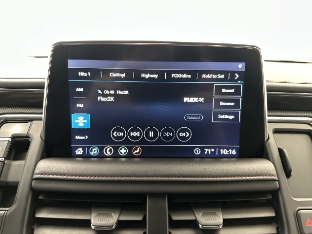 Used 2021 Chevrolet Tahoe RST w/ Luxury Package AWD/4WD image 16