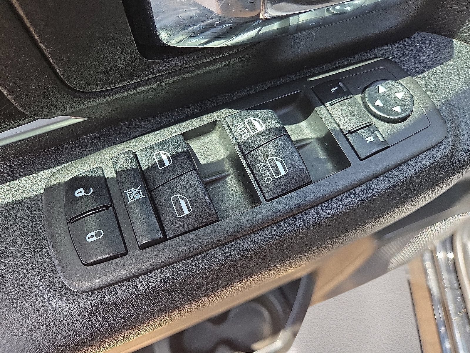 Used 2024 RAM 1500 Classic Warlock RWD image 21
