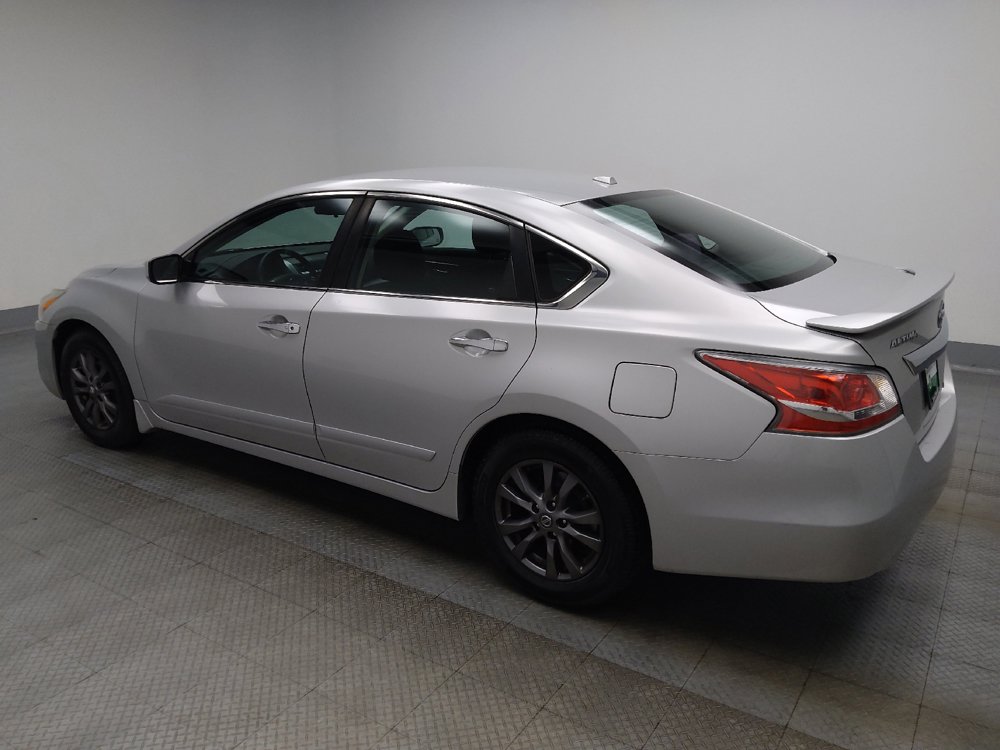 Used 2015 Nissan Altima 2.5 S w/ Special Edition Package FWD image 3