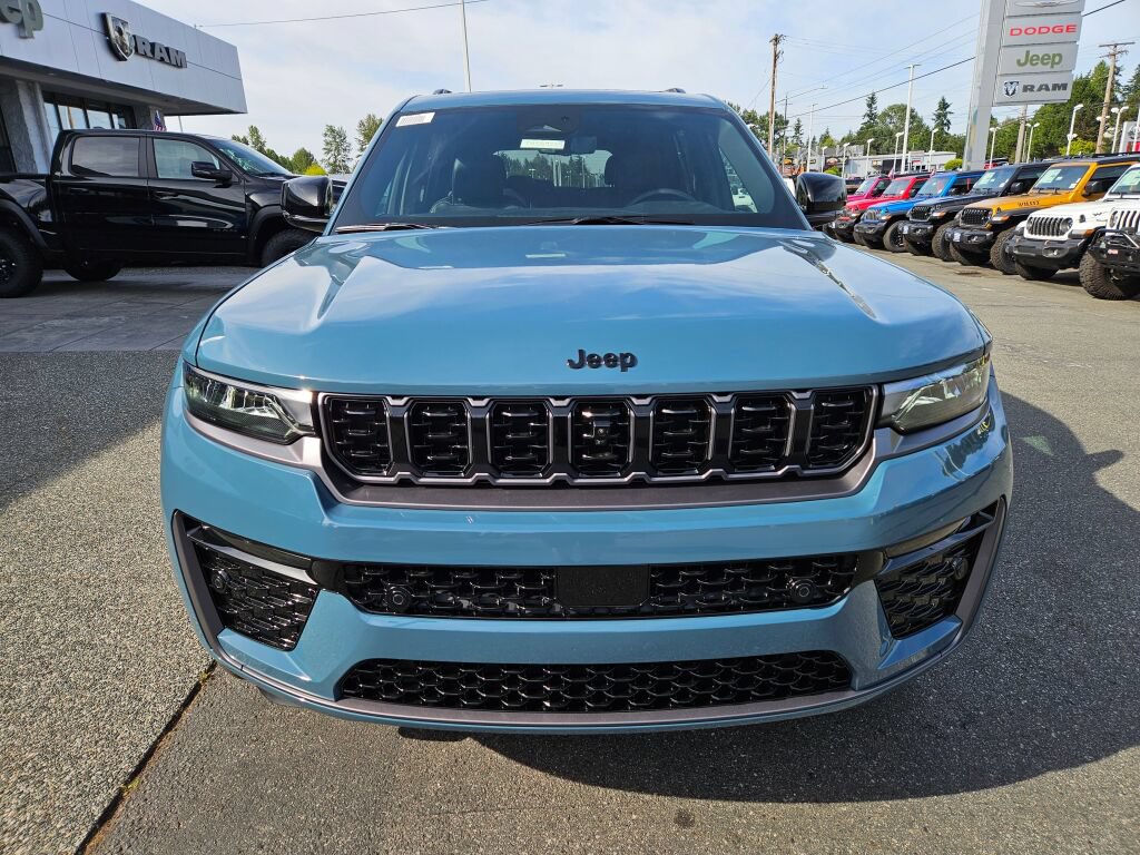 New 2026 Jeep Grand Cherokee L Limited AWD/4WD image 8