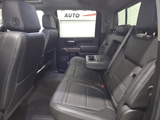 Used 2021 GMC Sierra 3500 Denali w/ Denali Ultimate Package image 18