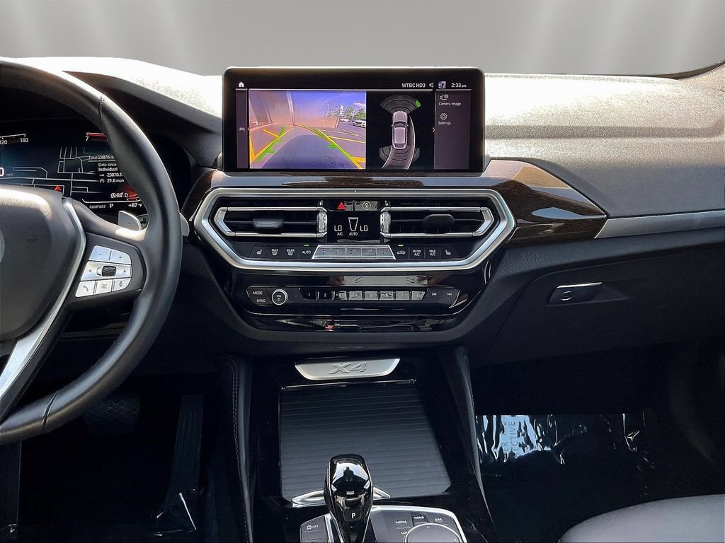 Used 2023 BMW X4 xDrive30i w/ Premium Package AWD/4WD image 9