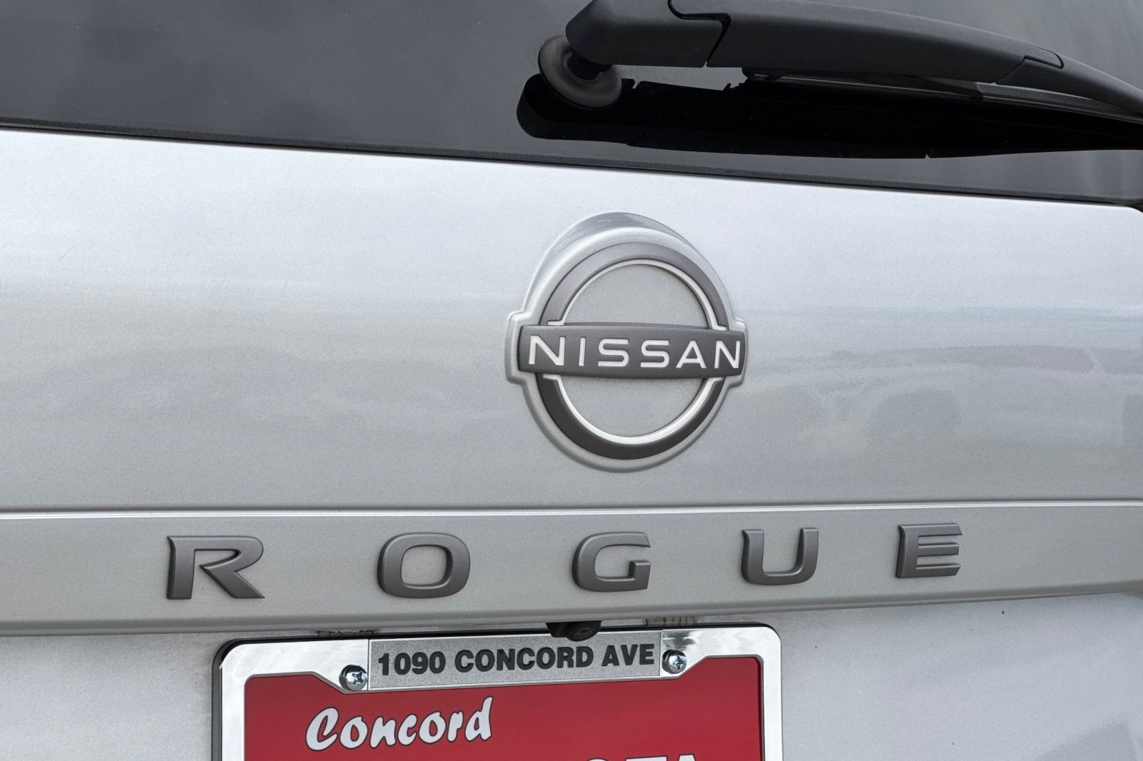 Used 2025 Nissan Rogue SV AWD/4WD image 29