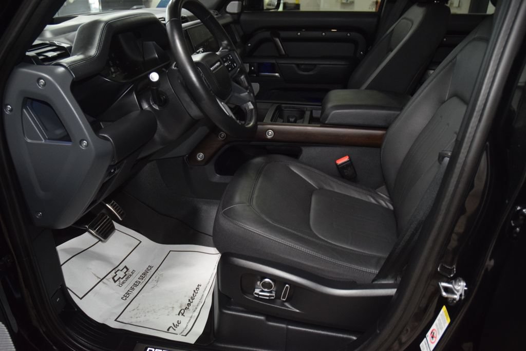 Used 2024 Land Rover Defender 130 X AWD/4WD image 41