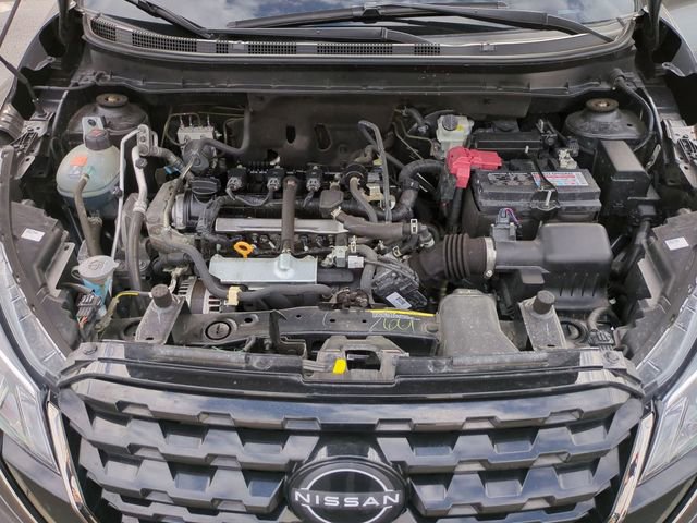 Used 2024 Nissan Kicks SR image 26