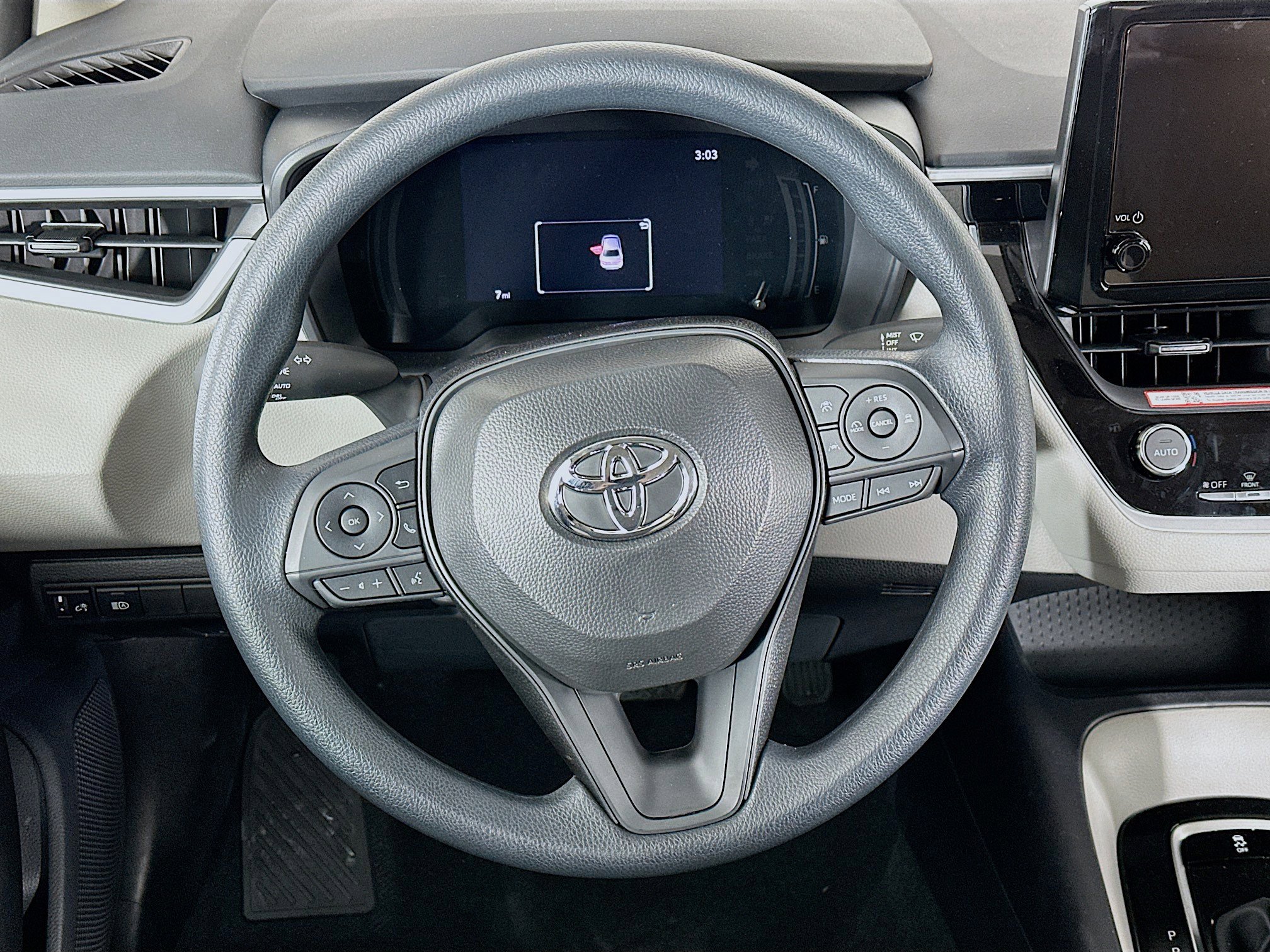 Used 2026 Toyota Corolla LE image 18