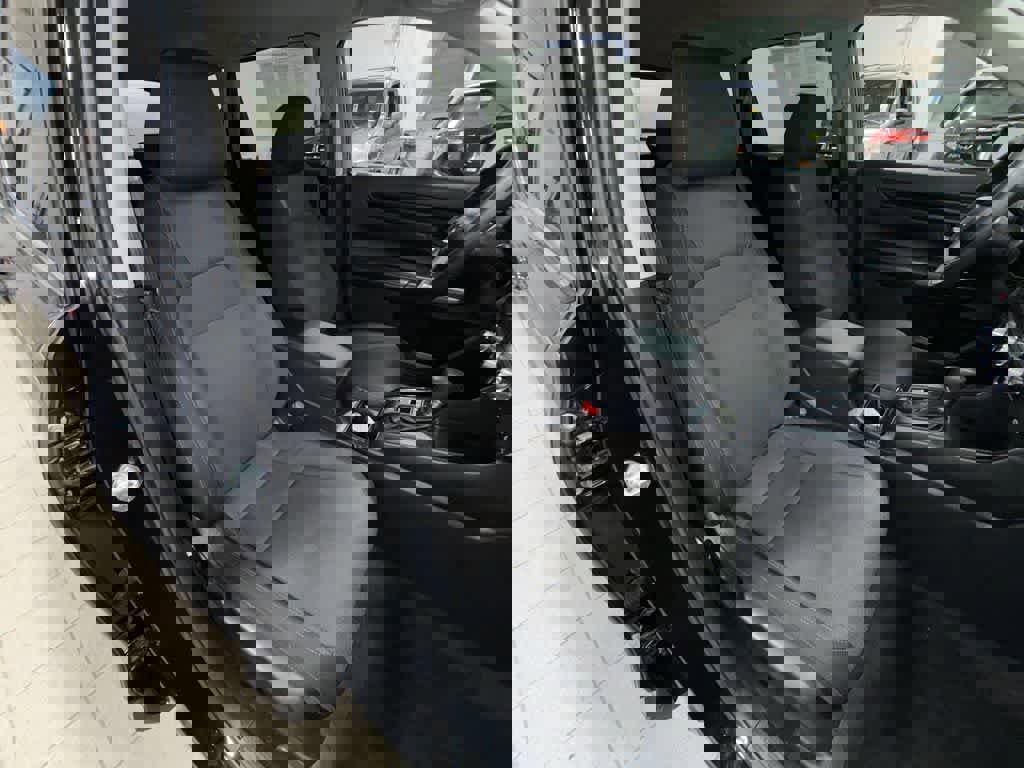 Used 2023 Honda CR-V EX image 16