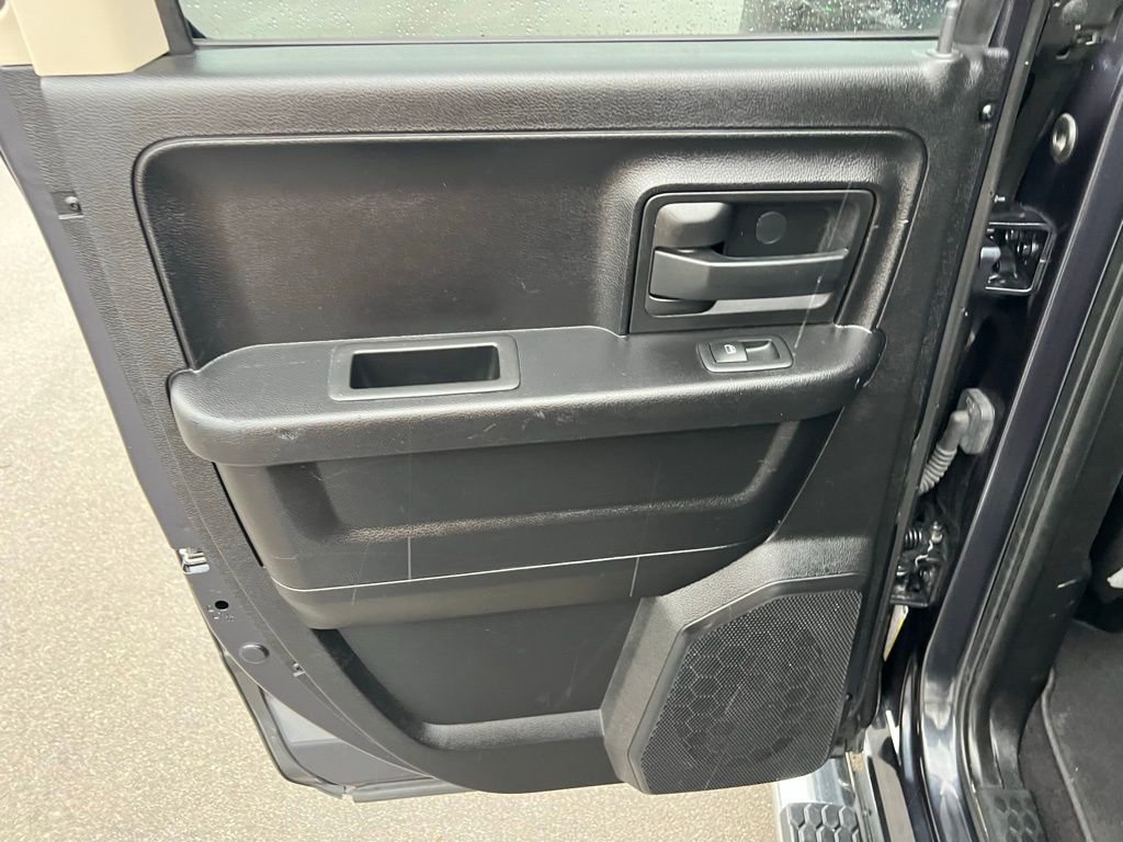 Used 2015 RAM 1500 Express image 18