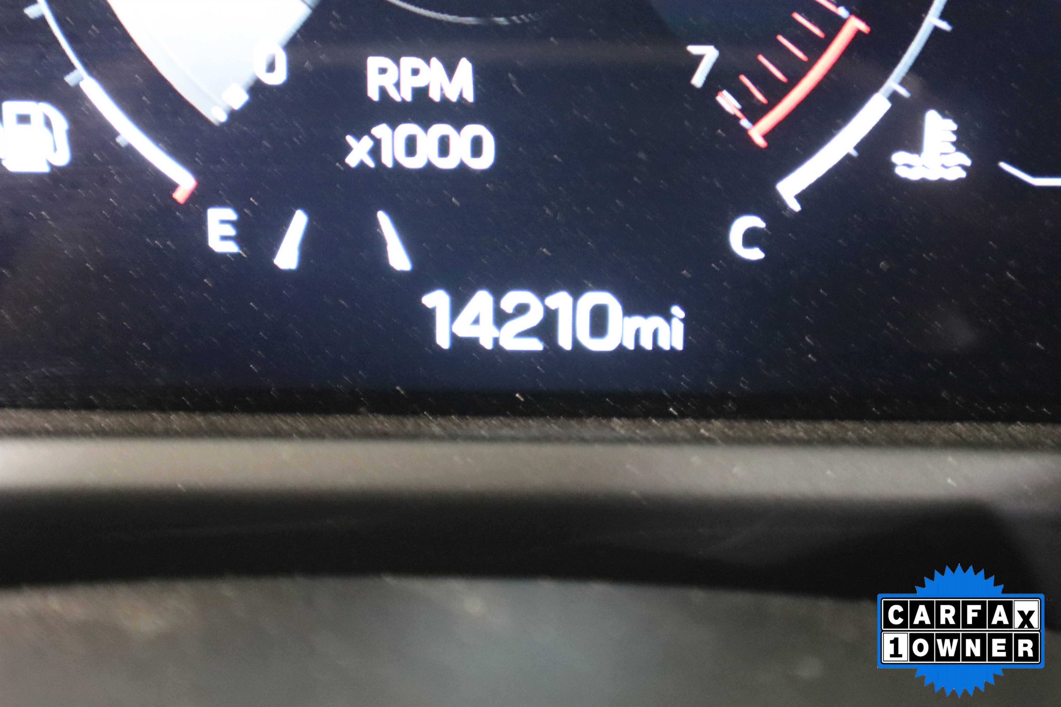 Used 2025 GMC Acadia Elevation AWD/4WD image 19