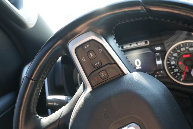 Used 2021 RAM 1500 4x4 Crew Cab image 26