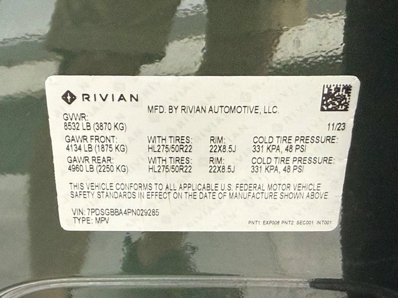 Used 2023 Rivian R1S Adventure AWD/4WD image 24