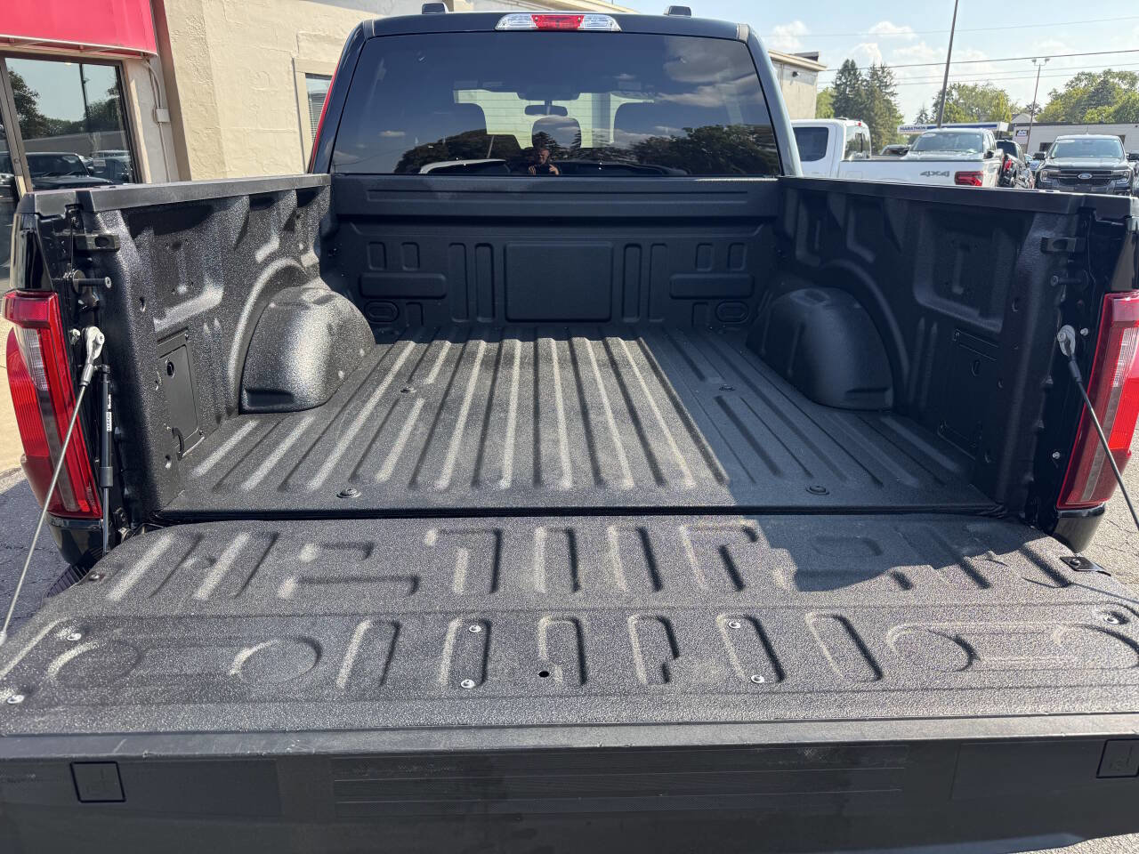 Used 2024 Ford F150 STX w/ Equipment Group 201A FX4 image 14