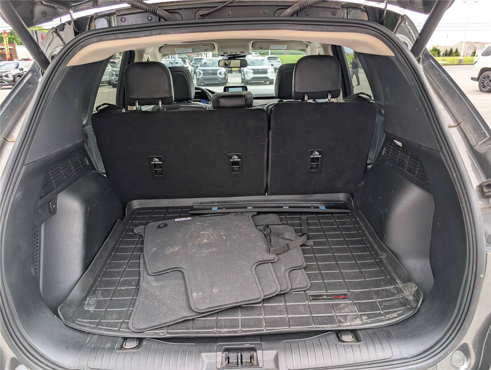 Used 2020 Ford Escape Titanium AWD/4WD image 13