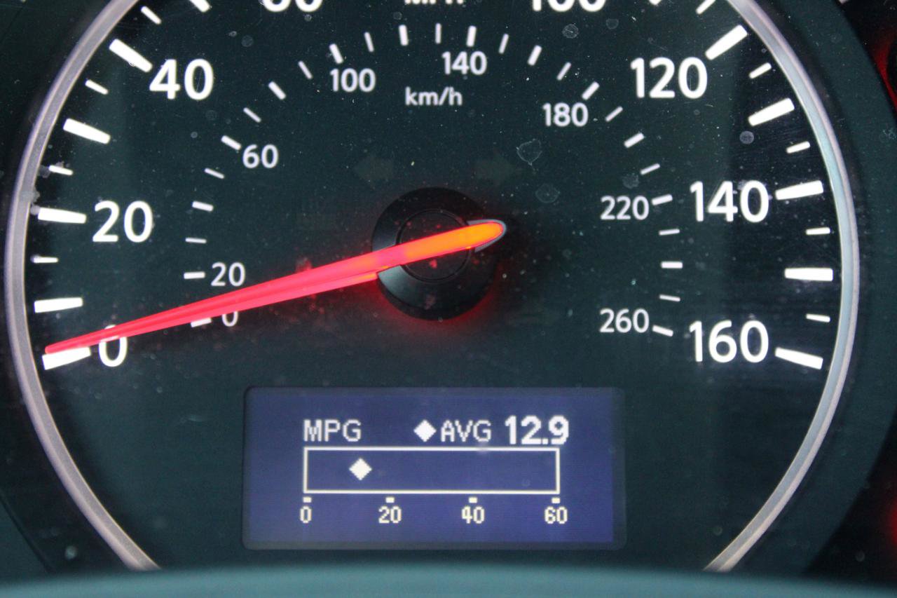 Used 2014 Nissan Quest S image 23