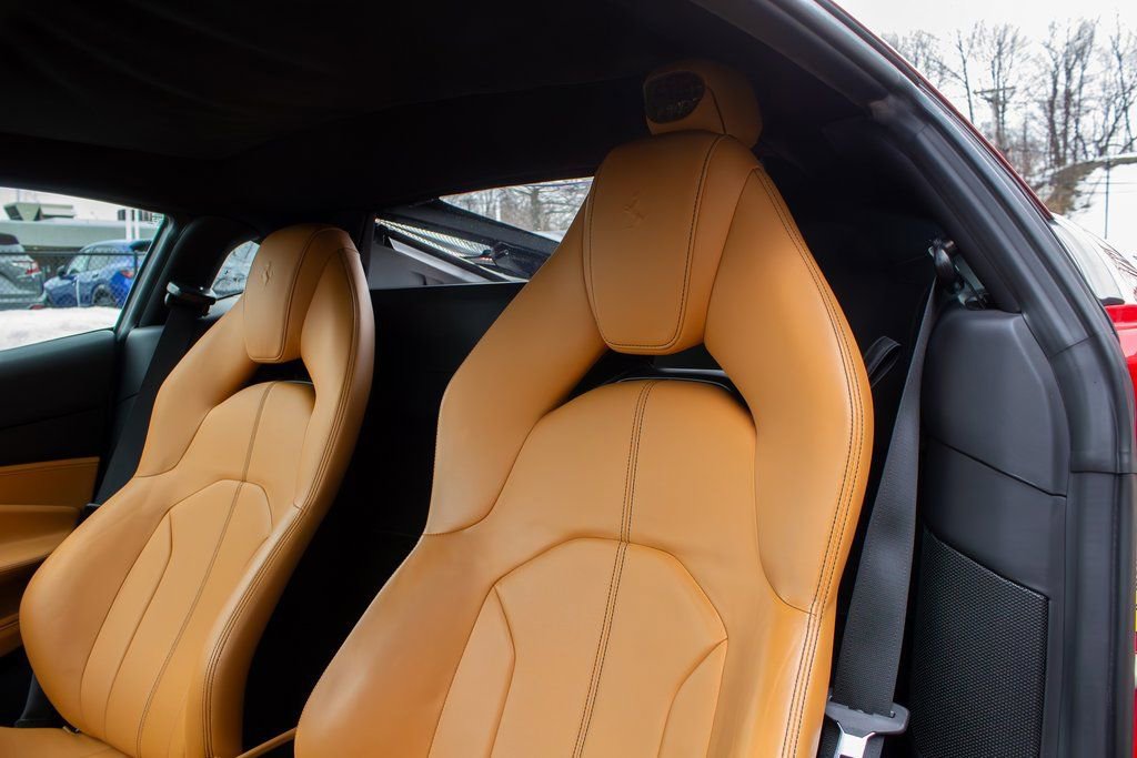 Used 2020 Ferrari F8 Tributo image 14