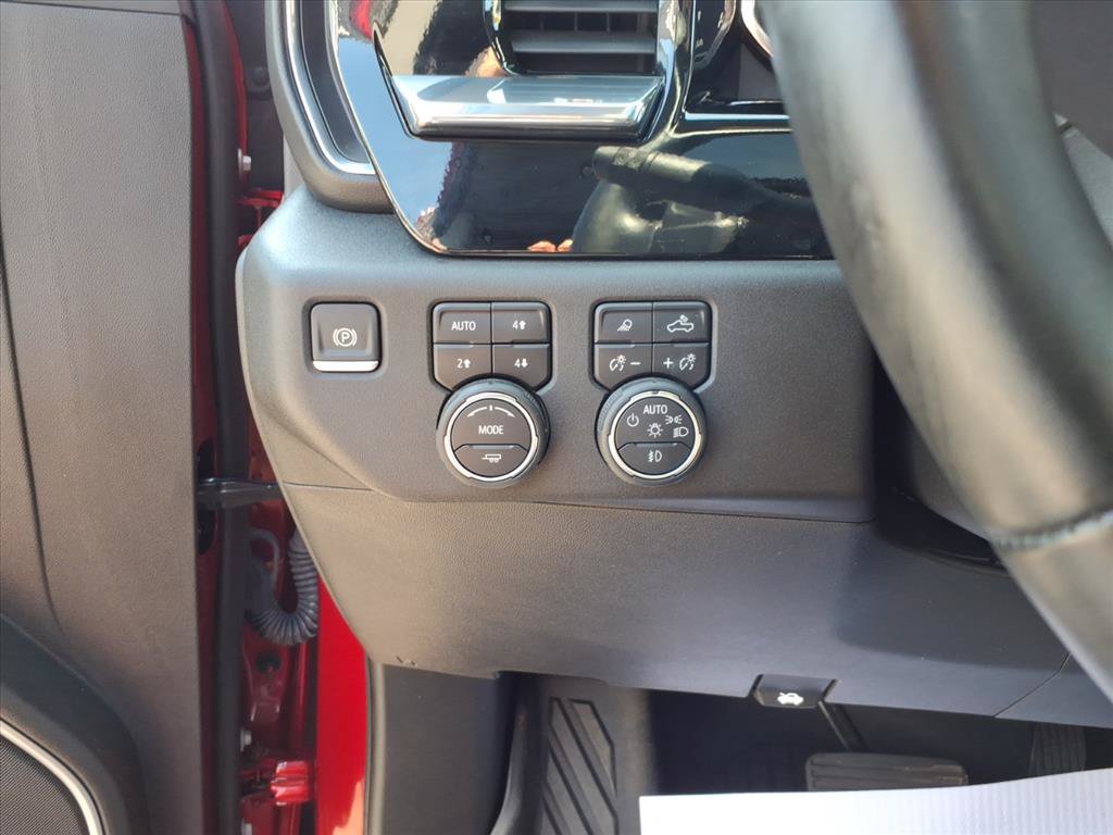 Used 2024 Chevrolet Silverado 1500 LTZ w/ LTZ Premium Package AWD/4WD image 15