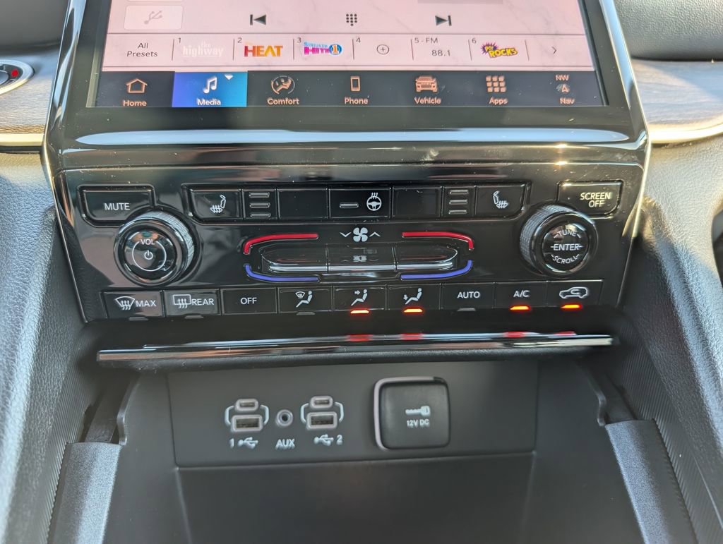 New 2025 Jeep Grand Cherokee Limited image 26