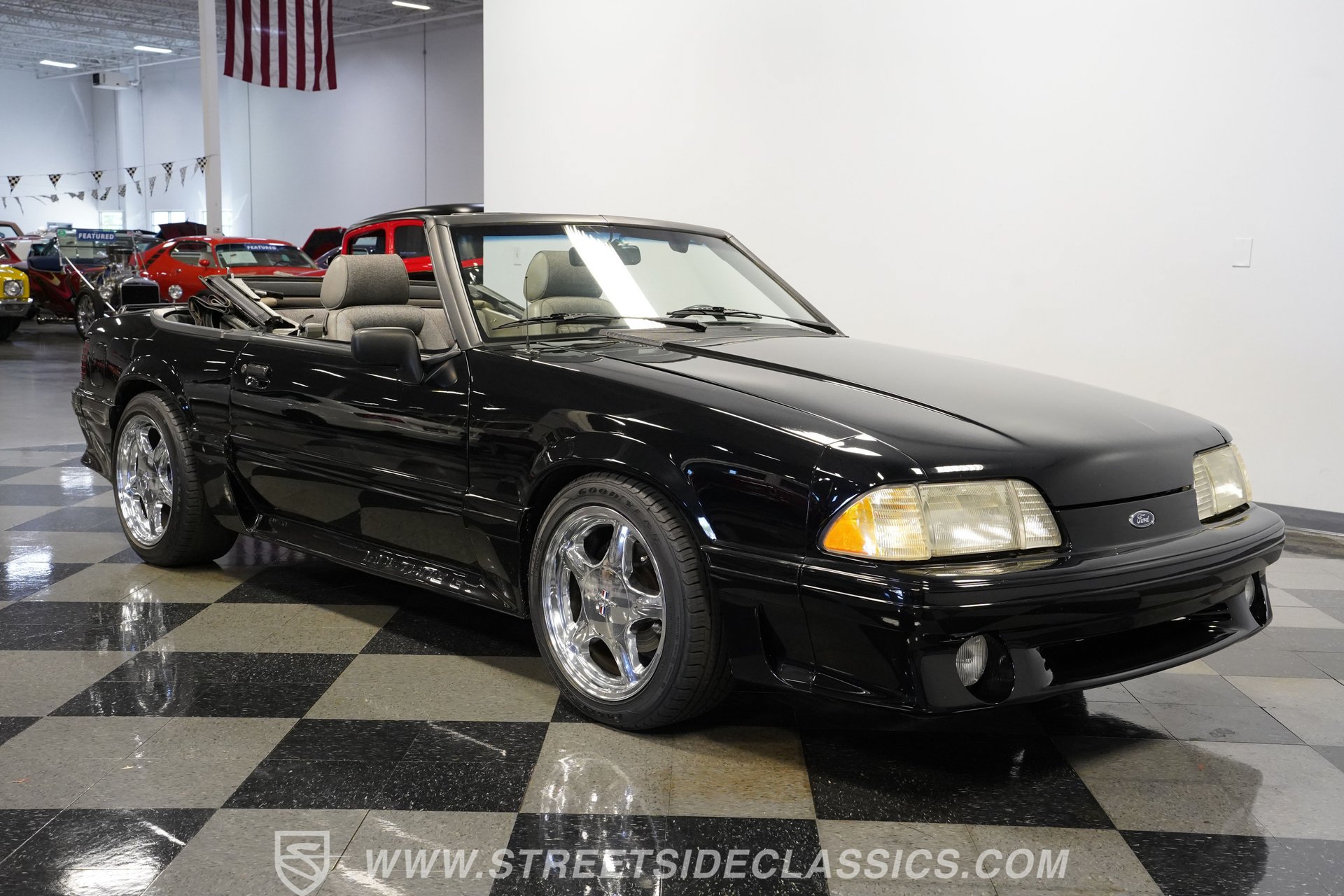 Used 1989 Ford Mustang GT RWD image 17