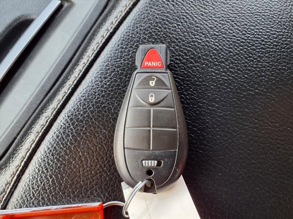 Used 2024 RAM 1500 Classic Warlock image 10