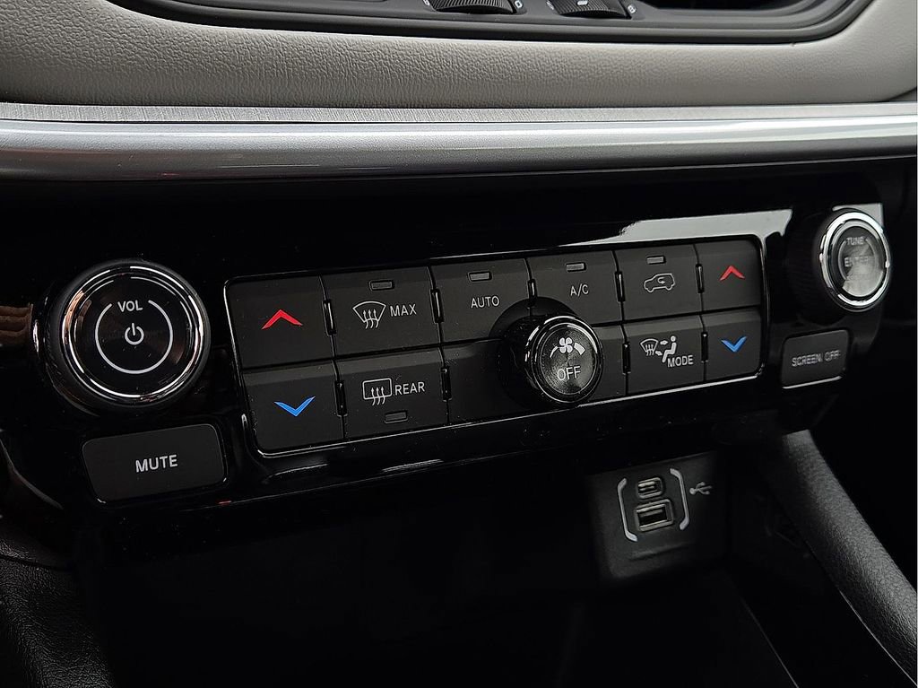 Used 2026 Jeep Compass Limited AWD/4WD image 27