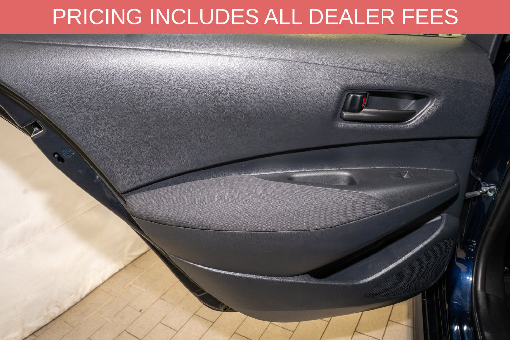 Used 2025 Toyota Corolla LE FWD image 9
