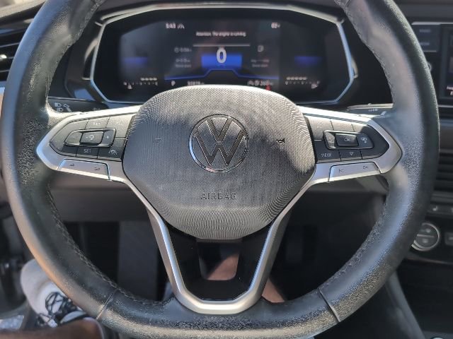 Used 2023 Volkswagen Jetta SE image 11