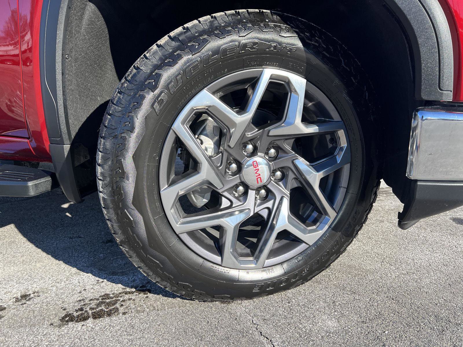 New 2026 GMC Sierra 1500 SLT w/ SLT Premium Plus Package image 2