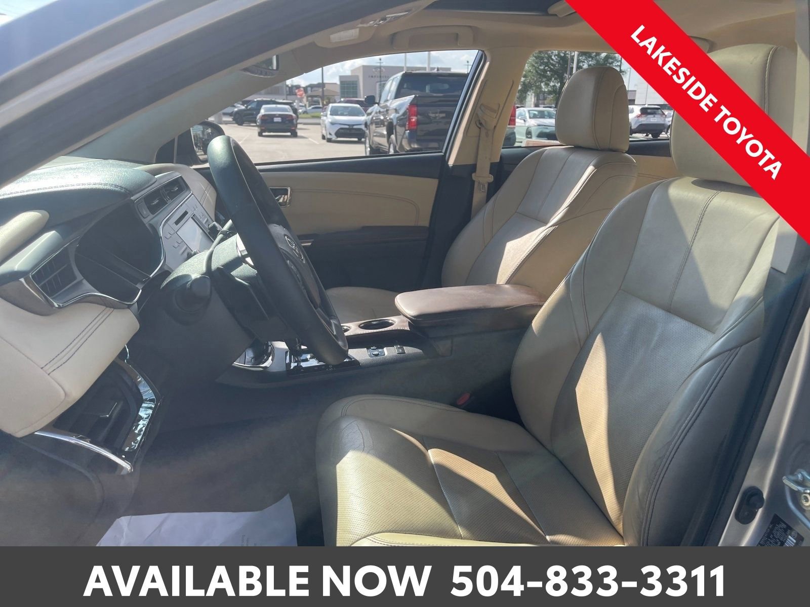 Used 2015 Toyota Avalon Limited w/ Technology Package image 29