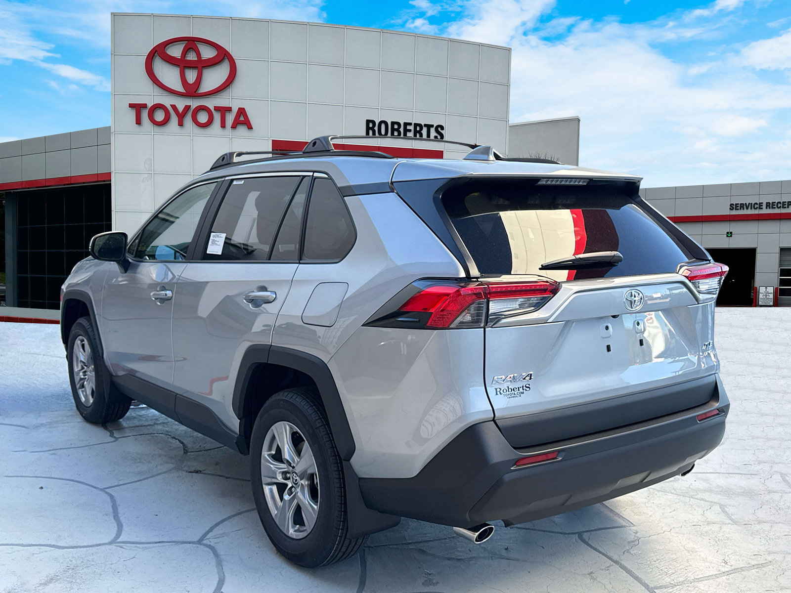 New 2025 Toyota RAV4 XLE image 5