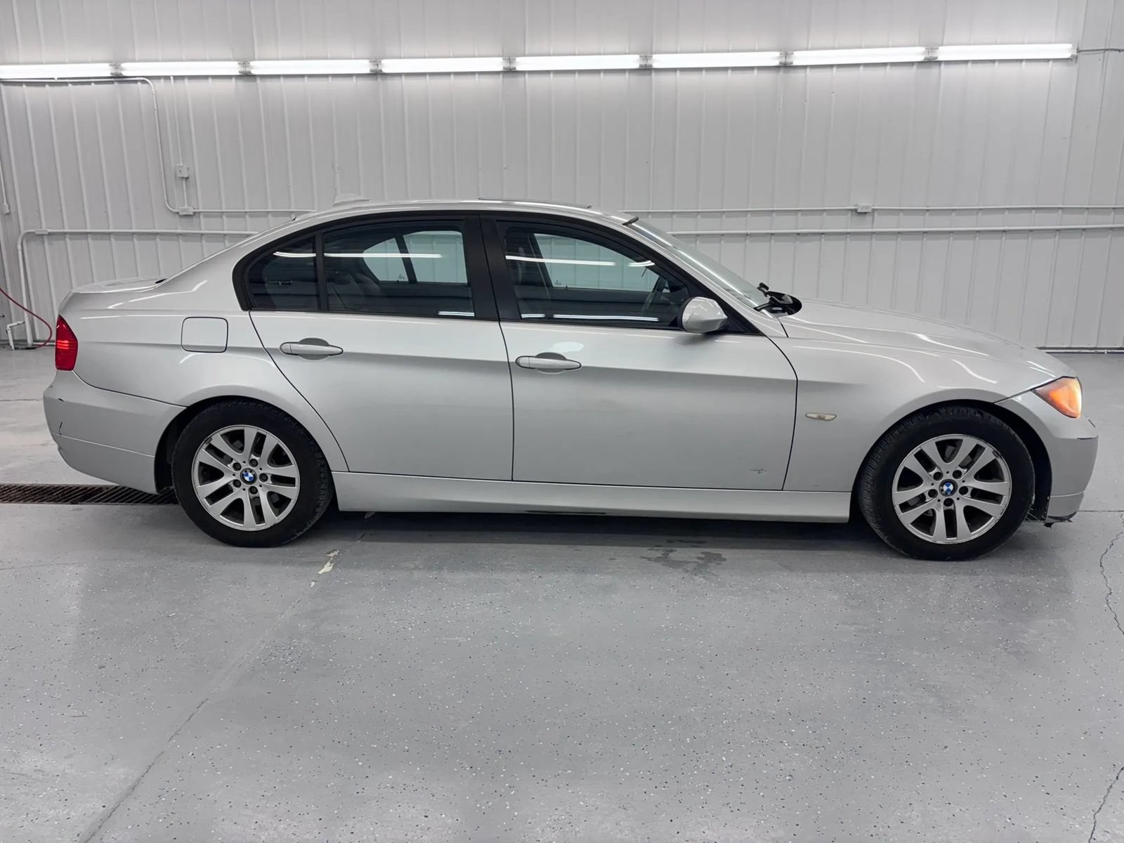 Used 2006 BMW 325xi Sedan AWD/4WD image 7