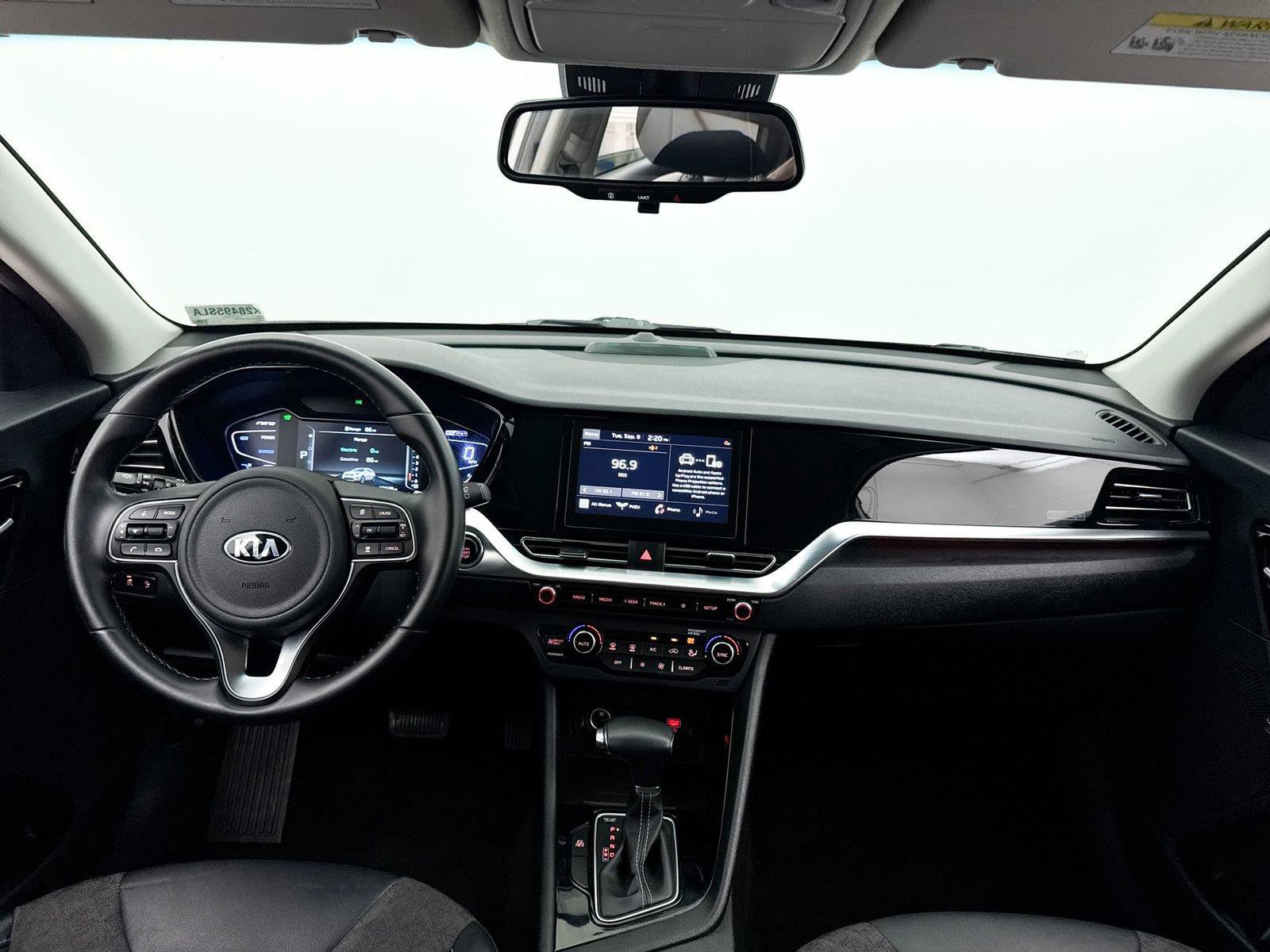 Used 2020 Kia Niro EX FWD image 18