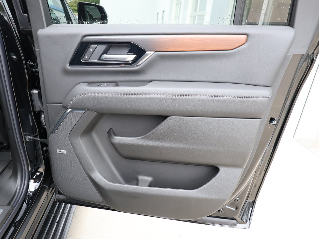 New 2026 GMC Yukon XL Denali w/ Denali Reserve Package AWD/4WD image 40